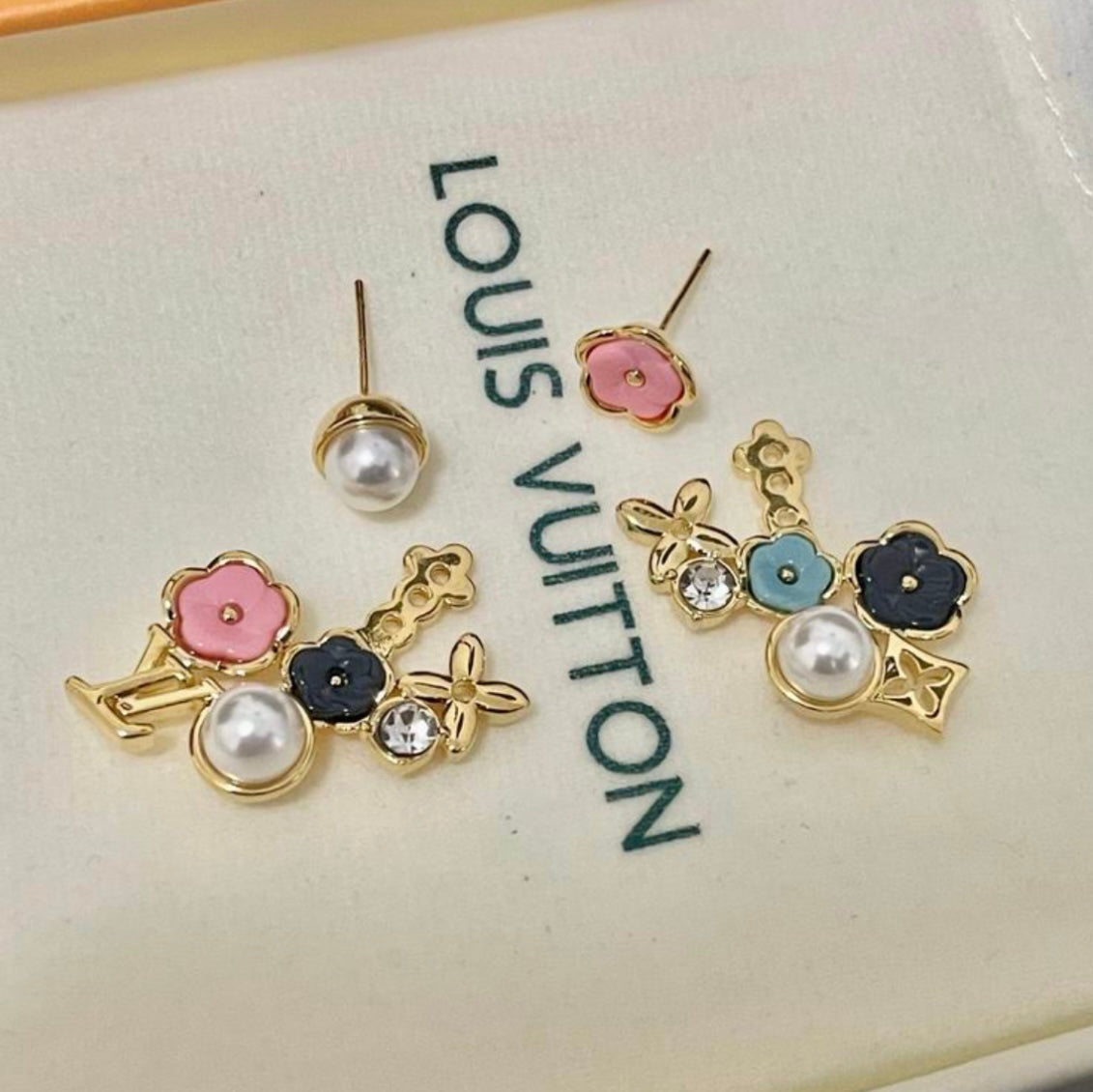 LV Flowers Earrings